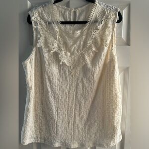 Cream Lace Top XL